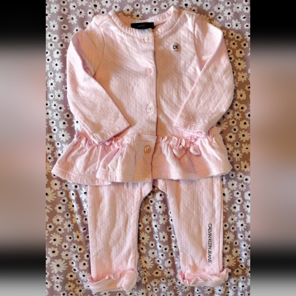 Baby Girls Calvin Klein Outfit 3-6 Months